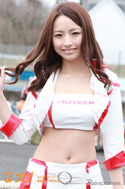 スーパーGT500『MOTUL Circuit Lady』鈴木歩惟・『AUTECH Race Queen』管野麻友