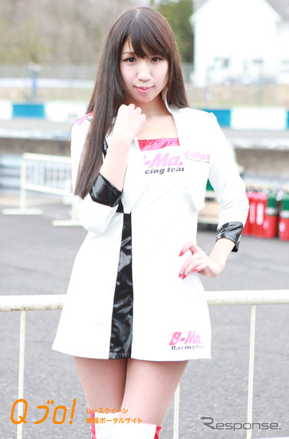 スーパーGT『B-MAX NDDP Racing Girl』・真山明梨