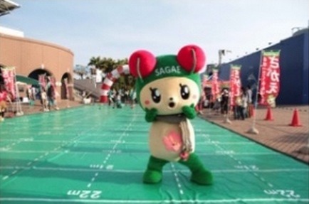 八景島シーパラダイスで「さくらんぼの種吹きとばし大会」…最高記録23.05mに挑戦！
