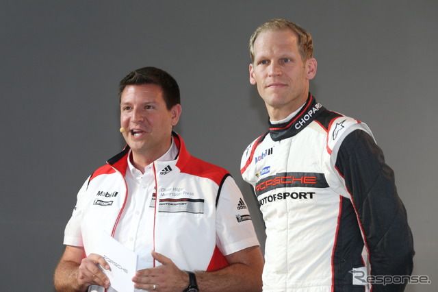 ニュル24時間の会場で行われた新型『911 GT3R』アンベールの様子