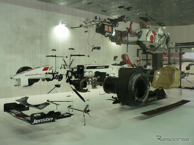 【ロンドンモーターショー06】ホンダF1マシンのアート