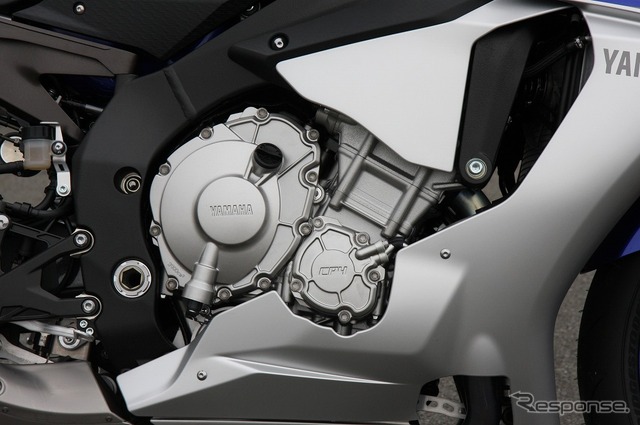 ヤマハ YZF-R1 & R1M