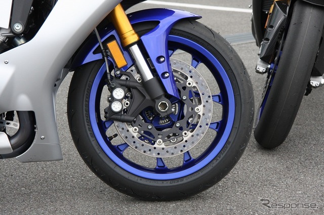ヤマハ YZF-R1 & R1M