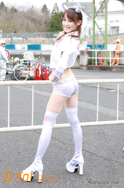スーパーGT『2015 DGRQ』野村さやか・神崎優香・秋葉のぞみ・亀澤杏奈