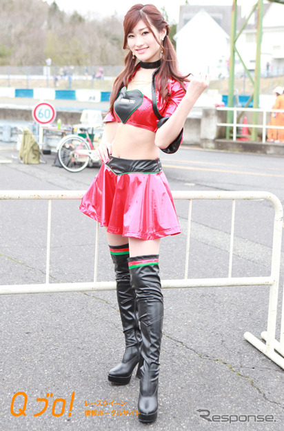 スーパーGT『GREEN TEC Racing Angels』武田しのぶ・黒木あいみ