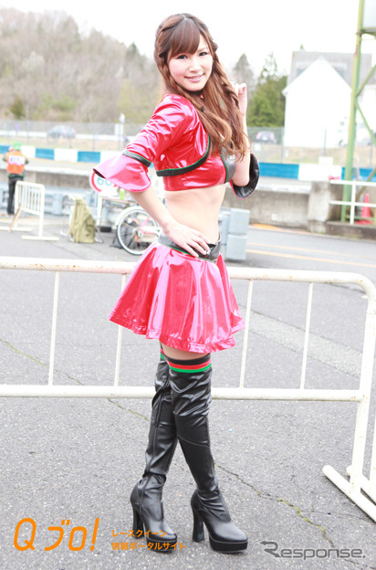 スーパーGT『GREEN TEC Racing Angels』武田しのぶ・黒木あいみ