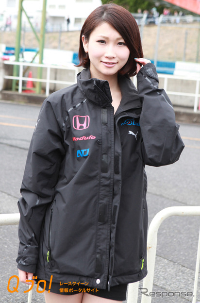 スーパーGT『Dragoレースクイーン』神崎裕女・春野佳弥