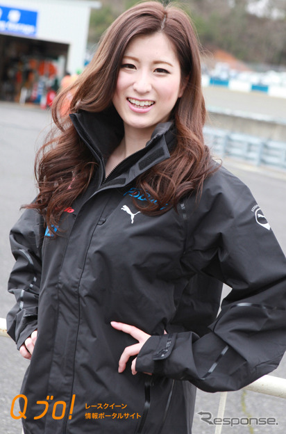 スーパーGT『Dragoレースクイーン』神崎裕女・春野佳弥