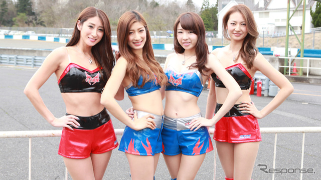 スーパーGT『マッハ車検GAL』佐藤衣里子・遠藤くるみ・加藤愛純・長崎ちほみ