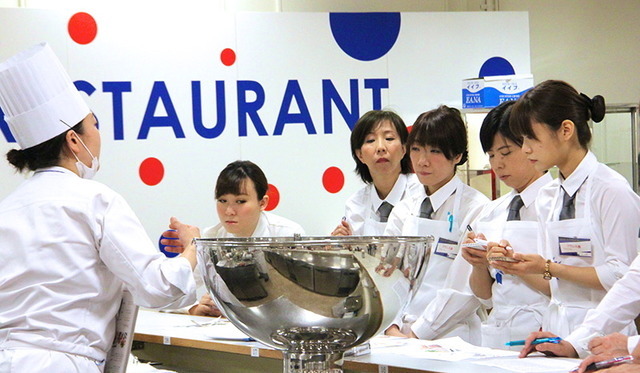 フランス展会場内の様子(伊勢丹新宿店)