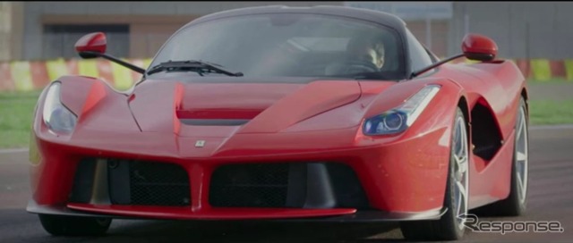 ラ・フェラーリをサーキットで徹底テストする『モータートレンド』