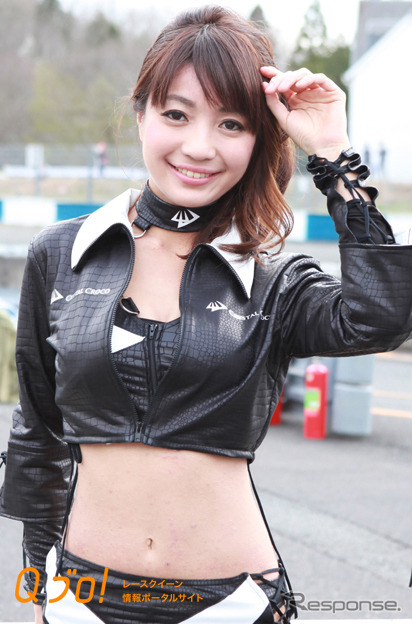 SUPER GT『クリスタル クロコ クイーン』CHIMU・南友香