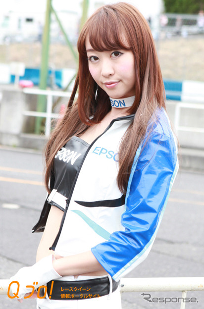 スーパーGT『Epson Nakajima Racing Girl』坂植由梨子・文山恵