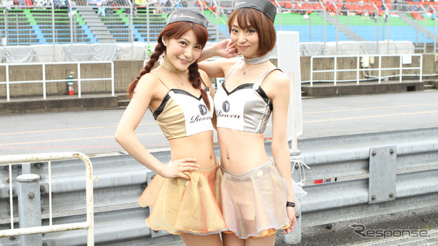 スーパーGT『ROWEN PIXIES』今村ちか・真宮あおい