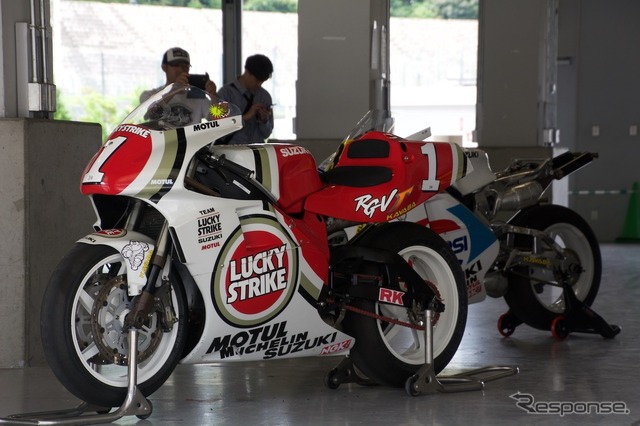 LUCKY STRIKE SUZUKI RGV-Γ