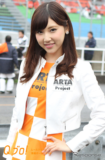 スーパーGT『ARTA GALS』葉月まりか・栗沢綾乃・田中梨乃・森脇亜紗紀