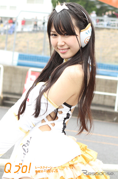 スーパーGT 『レーシングミクサポーターズ2015』荒井つかさ・山村ケレール・水谷望愛・熊江流唯