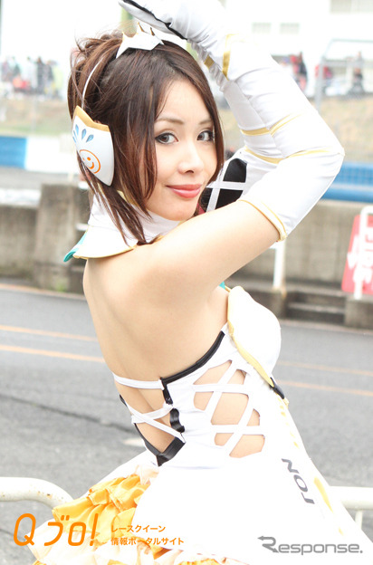 スーパーGT 『レーシングミクサポーターズ2015』荒井つかさ・山村ケレール・水谷望愛・熊江流唯