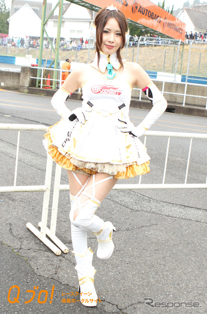 スーパーGT 『レーシングミクサポーターズ2015』荒井つかさ・山村ケレール・水谷望愛・熊江流唯