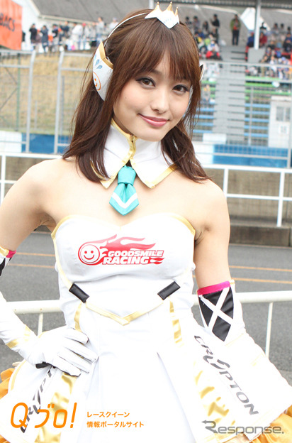 スーパーGT 『レーシングミクサポーターズ2015』荒井つかさ・山村ケレール・水谷望愛・熊江流唯