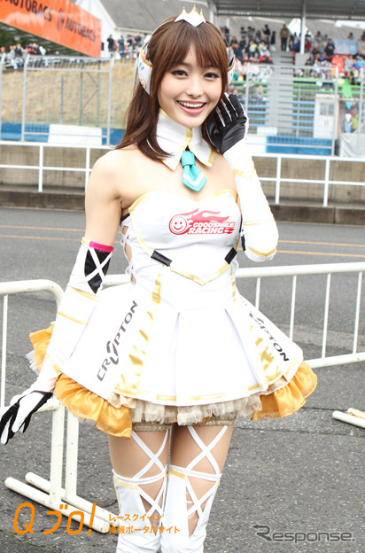 スーパーGT 『レーシングミクサポーターズ2015』荒井つかさ・山村ケレール・水谷望愛・熊江流唯