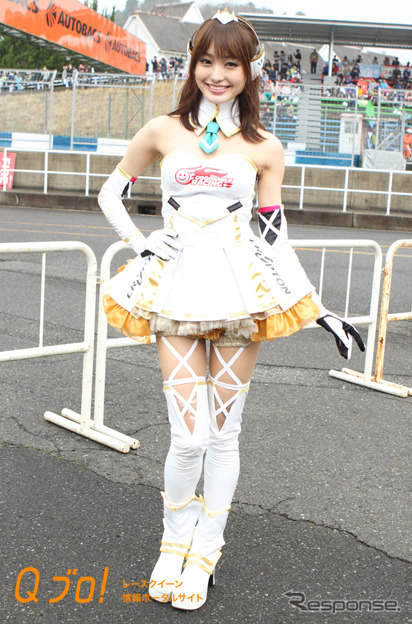 スーパーGT 『レーシングミクサポーターズ2015』荒井つかさ・山村ケレール・水谷望愛・熊江流唯