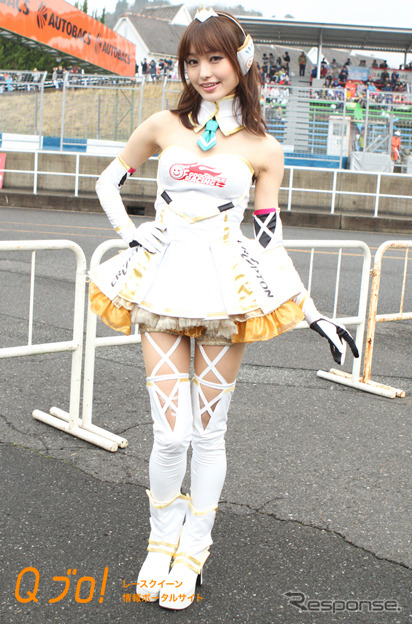 スーパーGT 『レーシングミクサポーターズ2015』荒井つかさ・山村ケレール・水谷望愛・熊江流唯