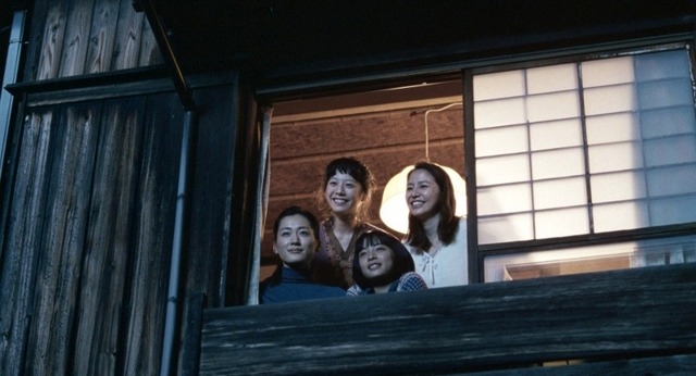 綾瀬はるか&長澤まさみ&夏帆&広瀬すず/『海街diary』 -(C) 2015吉田秋生・小学館/「海街diary」製作委員会