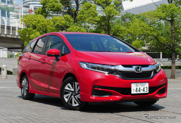 ホンダ シャトル ガソリン仕様Gグレードの外観