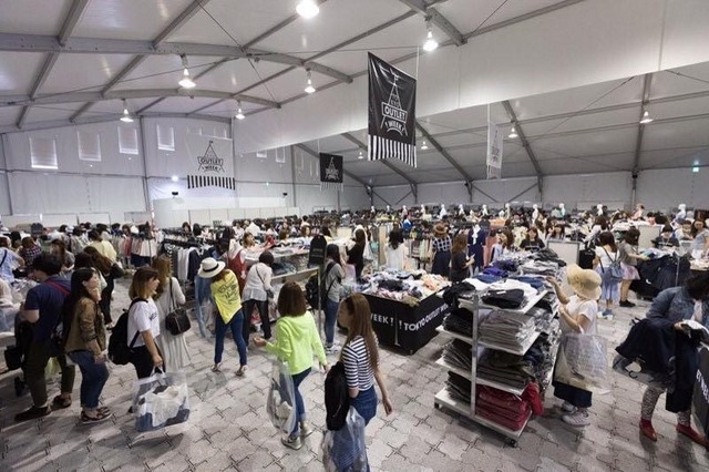 アウトレットフェスティバル「TOKYO OUTLET WEEK 2015」