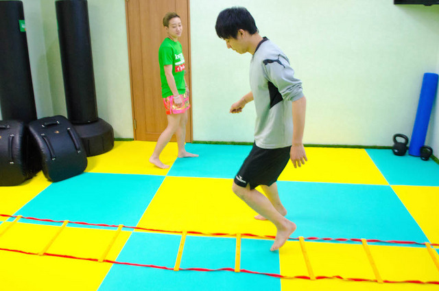 リングネーム「Little Tiger」として活躍するムエタイ世界チャンピオン6冠の宮内彩香選手に教えてもらます!
