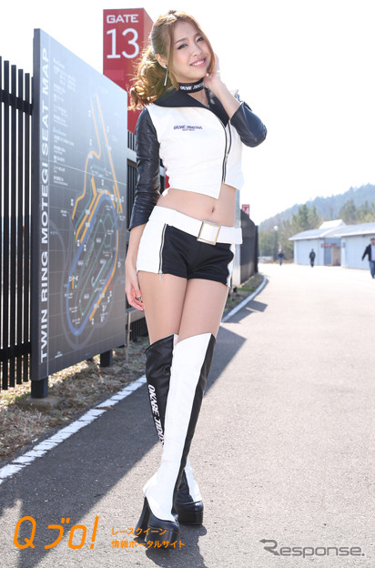 スーパー耐久シリーズ2015『OKABE JIDOSHA クラッシュギャルズ』山口雅代・秋山なお・北原さつき