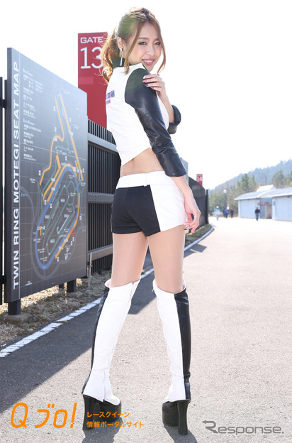 スーパー耐久シリーズ2015『OKABE JIDOSHA クラッシュギャルズ』山口雅代・秋山なお・北原さつき