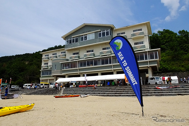 ダイハツの社員たちは、SEA TO SUMMIT 2015(5月30・31日、広島県江田島市)に参加。自転車やハイク、カヤックなどにも参戦した