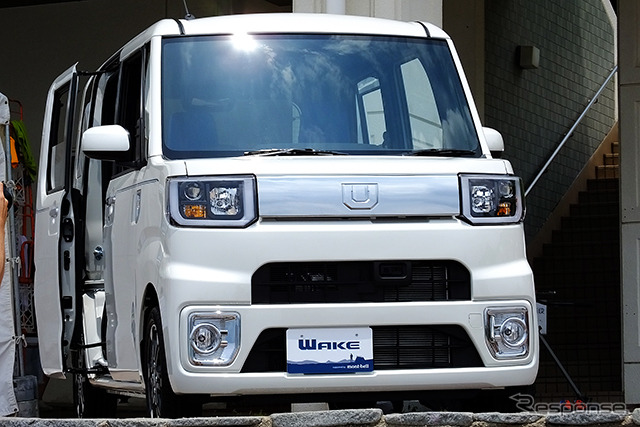 SEA TO SUMMIT 2015(5月30・31日、広島県江田島市)で先行展示されたダイハツ『ウェイク X mont-bell version SA』(仮称)