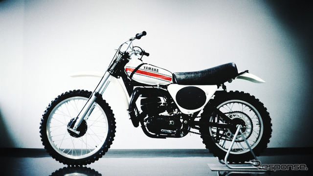 モノクロスサスペンション搭載のYZ250(1974年発売)