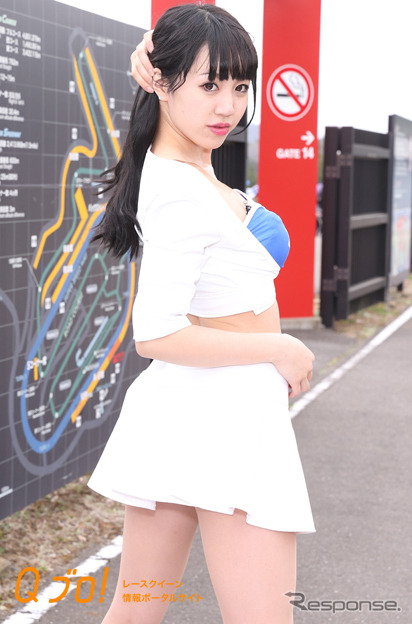 スーパー耐久シリーズ2015『TRACY SPORTSレースクイーン』愛場れいら・渡辺みう・LINA