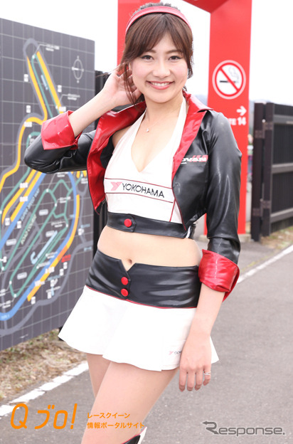 スーパー耐久シリーズ2015『TRACY SPORTSレースクイーン・ADVAN GAL』竹間瑠莉・阿久津真央