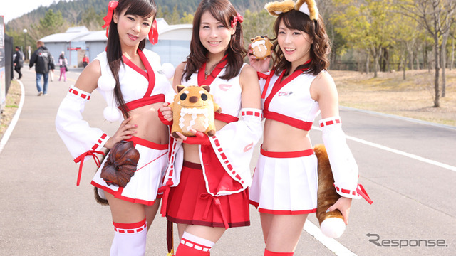 スーパー耐久シリーズ2015『STくす子ちゃんズ』要さえこ・小林未来・香月かおり