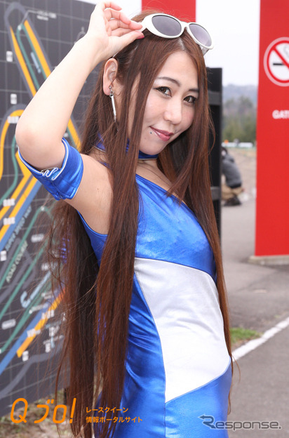 スーパー耐久シリーズ2015『 TOITEC Racing Girls』山田空さん・黒木まりえ