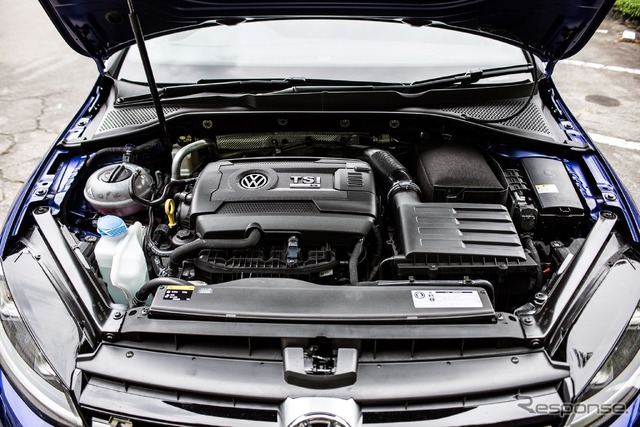 VW ゴルフ R ヴァリアント