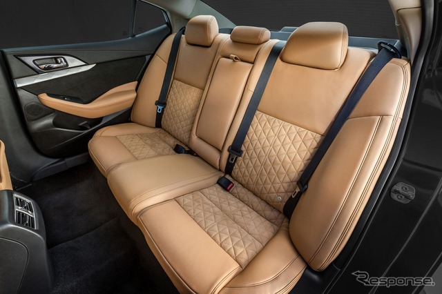 新型 日産 マキシマ