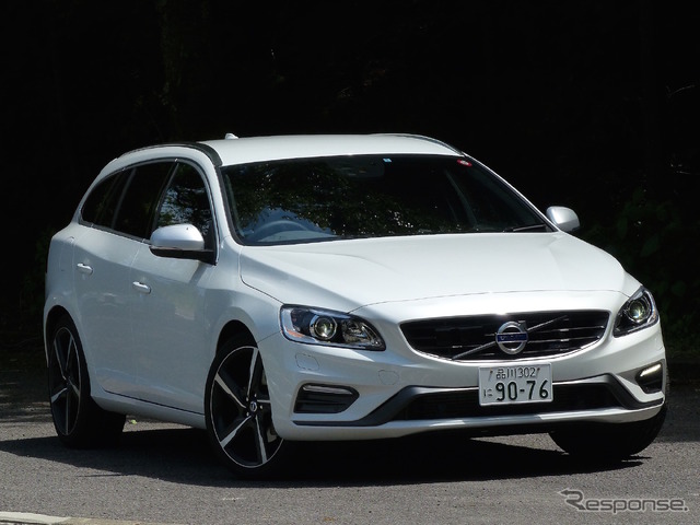 ボルボV60 T6 AWD R-DESIGN Tuned by Polestar