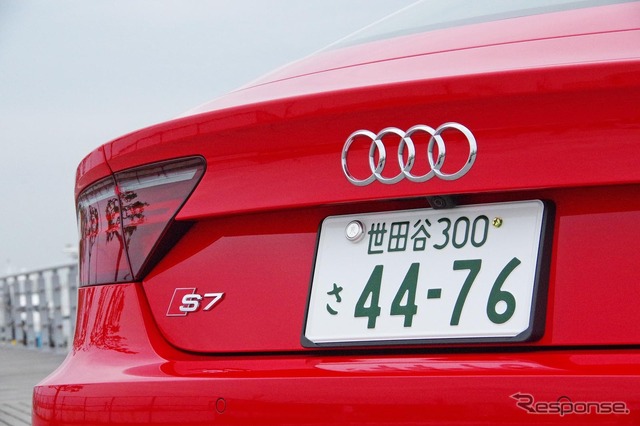 アウディ S7スポーツバック
