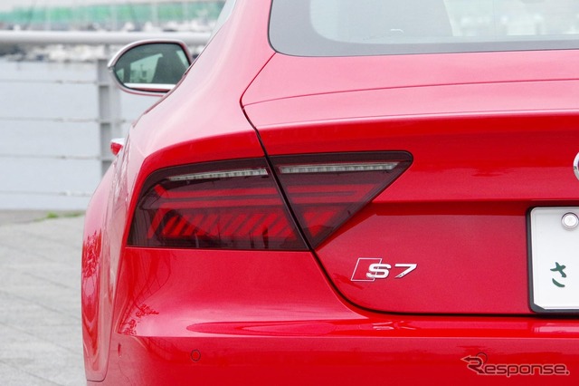 アウディ S7スポーツバック