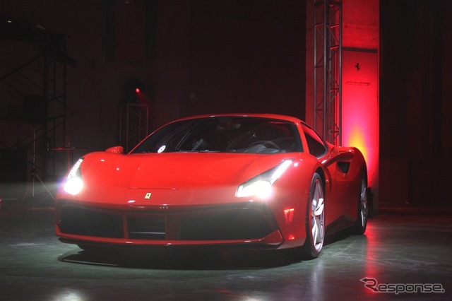 フェラーリ 488GTB