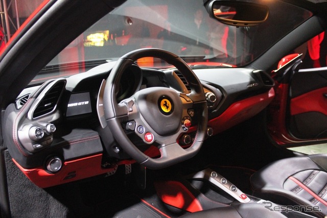 フェラーリ 488 GTB
