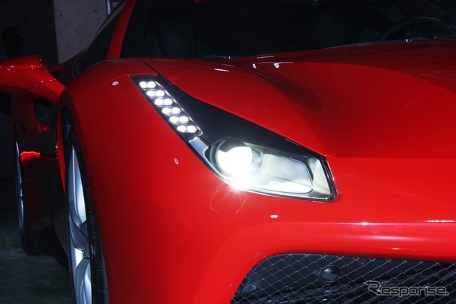 フェラーリ 488 GTB