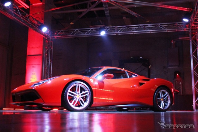 フェラーリ 488 GTB