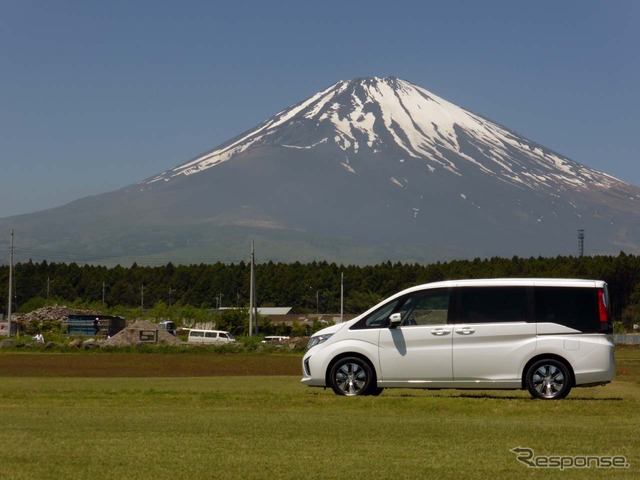 ステップワゴンの最上位モデル「G・EX」
